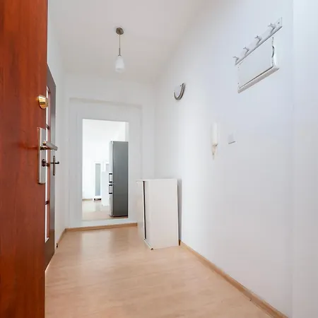 Kilinskiego Standard By Bookinghost * Łódź